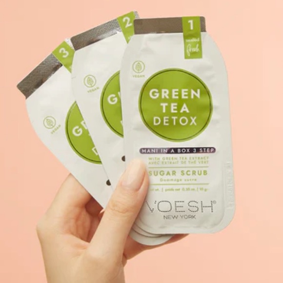 NWT Voesh Mani Moments - Mani In A Box DUO With Nail File - Picture 7 of 9